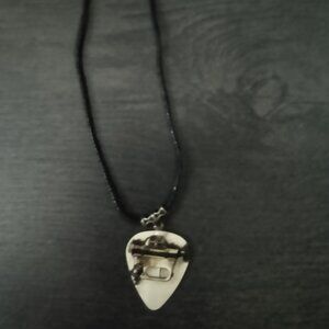 FOO FIGHTERS GUITAR PICK NECKLACE
